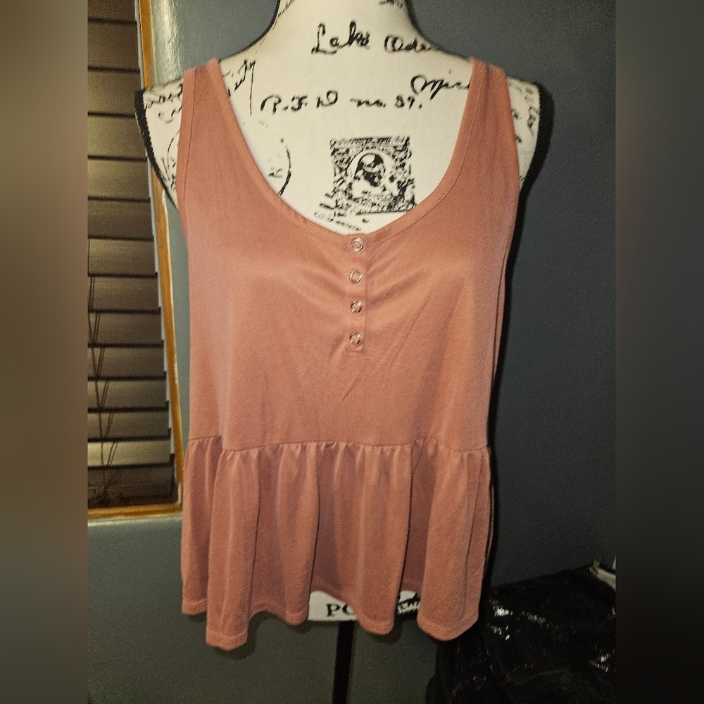 Lucky Brand Womans Crop Top Size Xl - Picture 1 of 12
